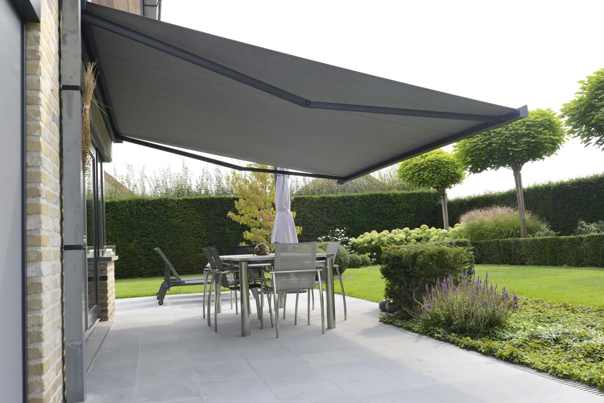 Un store banne installé par Moyse 3D