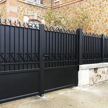 Un portail de la marque KSM